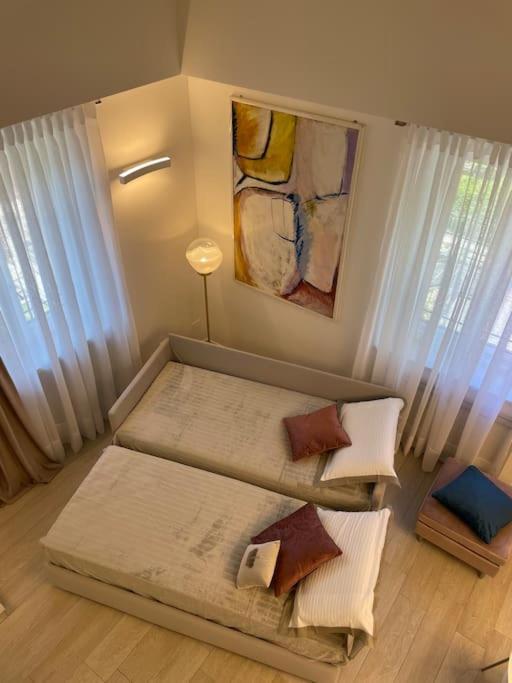 Queen Verona Luxury Apartment エクステリア 写真