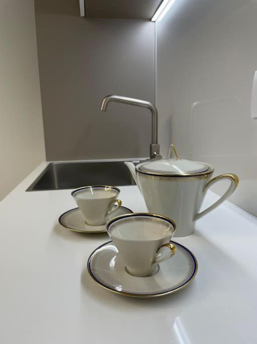 Queen Verona Luxury Apartment エクステリア 写真