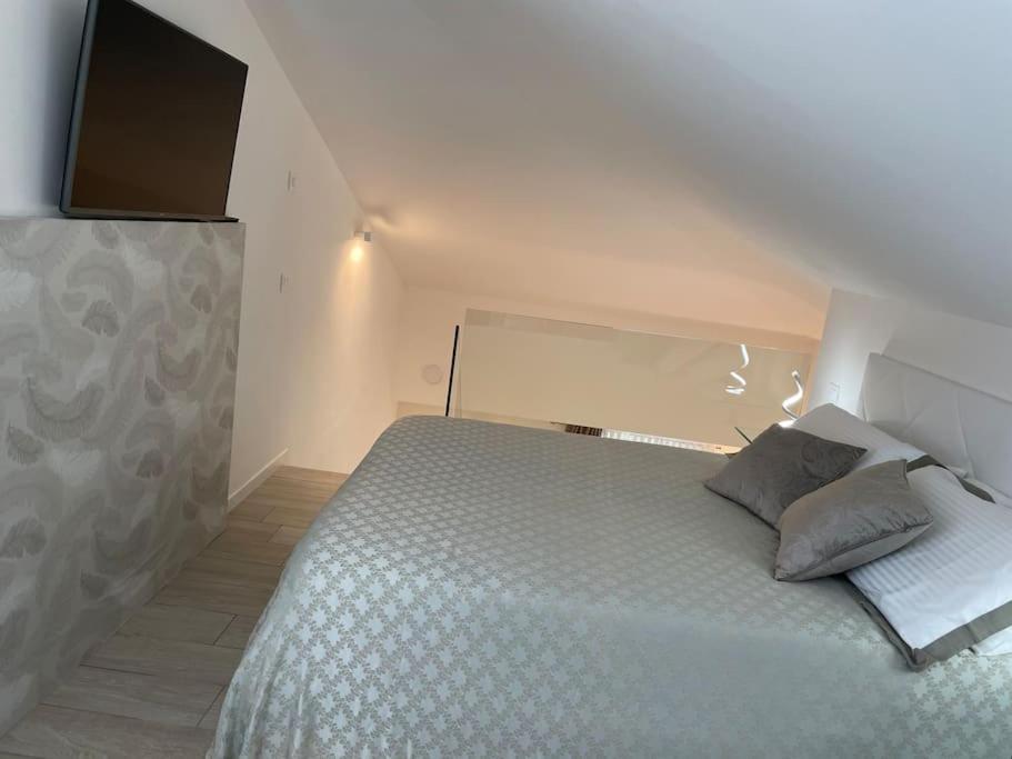 Queen Verona Luxury Apartment エクステリア 写真